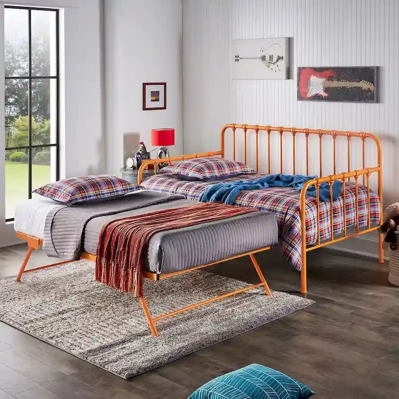 Constance Metal Daybed with Lift-up Trundle by 